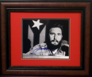 Fidel Castro autographed photo