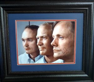 Neil Armstrong autograhed photo